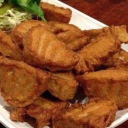 หมูยอทอดดระเทียมเปนกับ