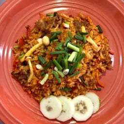 ข้าวผัดต้มยำกุ้ง