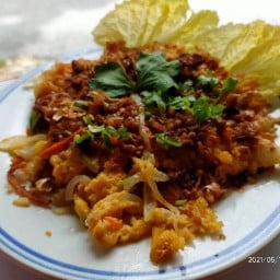 ครัวเจี๊ยวจ๊าว ข้าวกับใข่ สาขาอ้อมค่าย