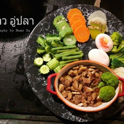 ชุดน้ำพริกหมูกรอบปลาร้า