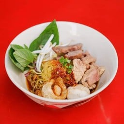 ก๋วยเตี๋ยวเรือรสซิ่งสาขาเดอะมอลล์งาม ประชาชื่น - วงศ์สว่าง