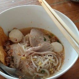 ก๋วยเตี๋ยวต้มยำงามวงศ์วานซอย47