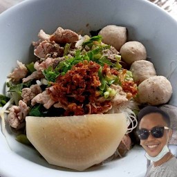 ร้านก๋วยเตี๋ยวเเชมป์นายโกย หมูน้ำตก-น้ำใส สาขา1
