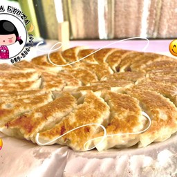 เกี๊ยวซ่าถาดใหญ่ 30 ชิ้น (ใส้หมู)