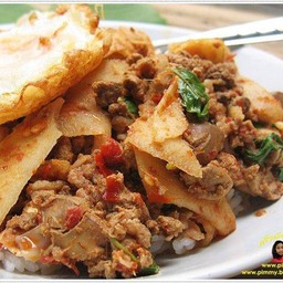 ผัดพริกแกงหน่อไม้ดองหมูชิ้น +ไข่ดาว