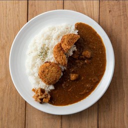 ข้าวแกงกะหรี่โคโระเกะหมูมันฝรั่ง (ราคาพิเศษ Soft Opening)
