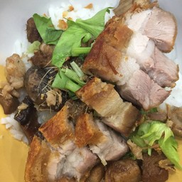 ข้าวแห้งบะเต็งหมูกรอบ ใหญ่