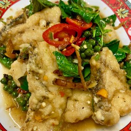 เนื้อปลาเก๋าผัดฉ่า