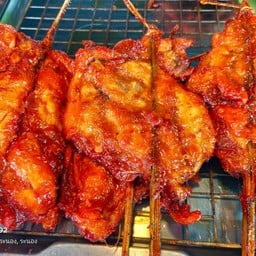 เนื้อติดกระดูก ทรงเครื่อง(แบบไม้)  3 ไม้  90 บาท