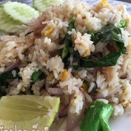 ข้าวผัดปลาเค็ม