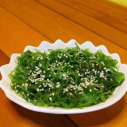 ยำสาหร่าย