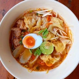 ก๋วยเตี๋ยวเรือช.ชาตรี