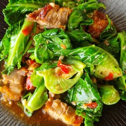 ข้าวแขนงหมูกรอบ