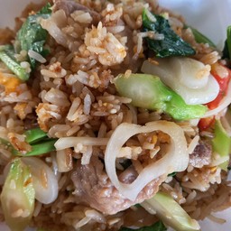 ข้าวผัดหมู