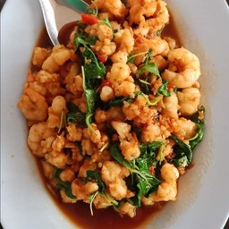 กุ้งสับผัดกระเพรา