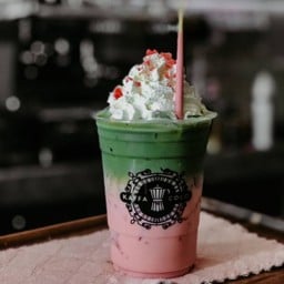 มัชชะนมชมพู