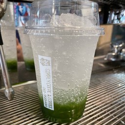 กีวี่โซดา