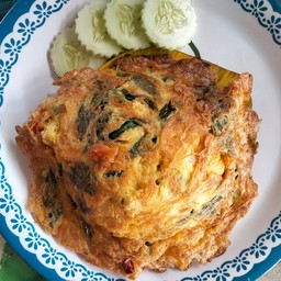 ไข่เจียวหมูสับราดข้าว