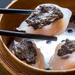 Steamed Prawn Dumplings with Black Truffle