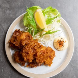 สะโพกไก่ทอด
