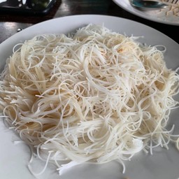 เส้นหมี่ลวก