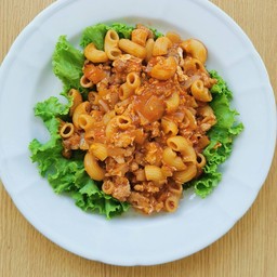 มักกะโรนีหมูสับ