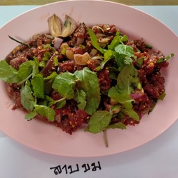 ครัวธัญญรัตน์  (ลาบ ยโสธร ตลาดรุ่งฉัตร)
