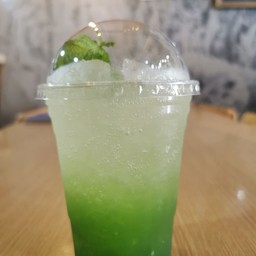 กีวี่โซดา