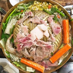 หมูกระทะลุงแซมอิ่มอร่อย-สาขาตลาดบ้านกอก