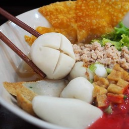 ร้านก๋วยเตี๋ยวพี่หญิง