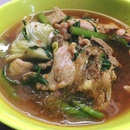 หนุ่มแจ่วฮ้อน