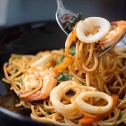 สปาเก็ตตี้ขี้เมาทะเล
