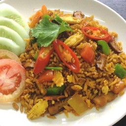 ข้าวผัดผงกะหรี่