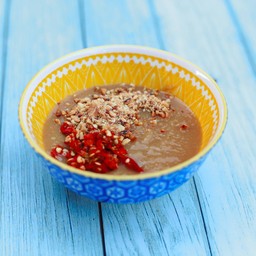 น้ำจิ้มแหนมเนือง