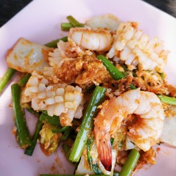 สุกี้ทะเลแห้ง