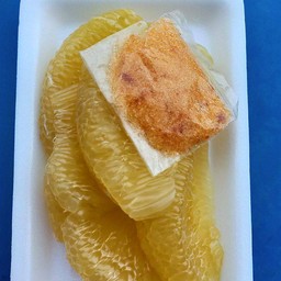 ส้มโอขาวนำ้ผึ้ง