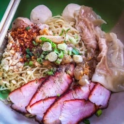 หม่าม้าก๋วยเตี๋ยวหมูแดงป๊อกๆ เลียบคลองสอง เพจที่2 ของร้านคะ