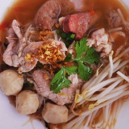 เตี๋ยวหมูสิคะ