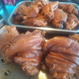 ก๋วยเตี๋ยวเป็ด-ขาหมูเจ้าเก่า