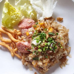 ก๋วยเตี๋ยวคั่วแหนม