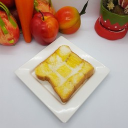 ขนมปังปิ้งเนยน้ำตาล