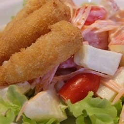 สลัดแอปเปิ้ลกุ้งทอด