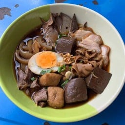 ก๋วยจั๊บน้ำข้น สายสุนีย์