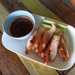 คอหมูย่าง