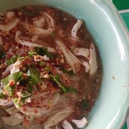 ก๋วยเตี๋ยว ไก่ฉีก