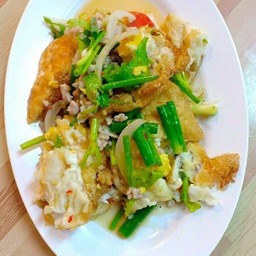 ยำไข่ดาว