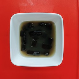 เฉาก๊วย น้ำลำใยเย็นๆ