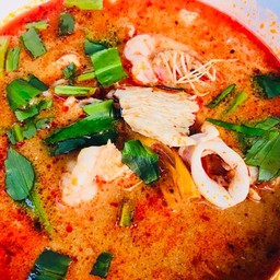 ต้มยำรวมมิตรน้ำข้น