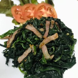 ผักโขมผัดเบค่อน