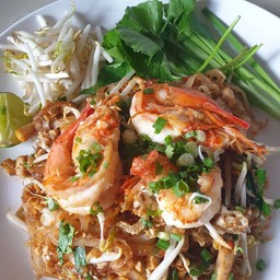ผัดไทยกุ้งสด